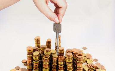 銀保監會聯合中國人民銀行發布!規范現金管理類理財產品有關事項