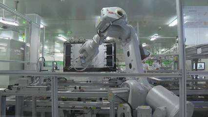 積極響應(yīng)中山重振虎威動(dòng)員令!長(zhǎng)虹模組智能制造中心正式投產(chǎn)運(yùn)營(yíng)