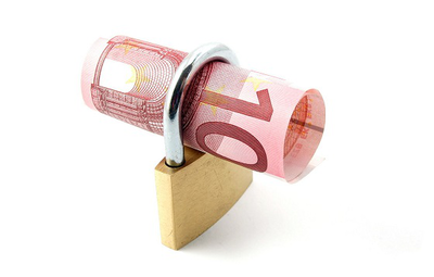 北京國泰偉業(yè)匯亞投資管理解答民企融資難的原因: